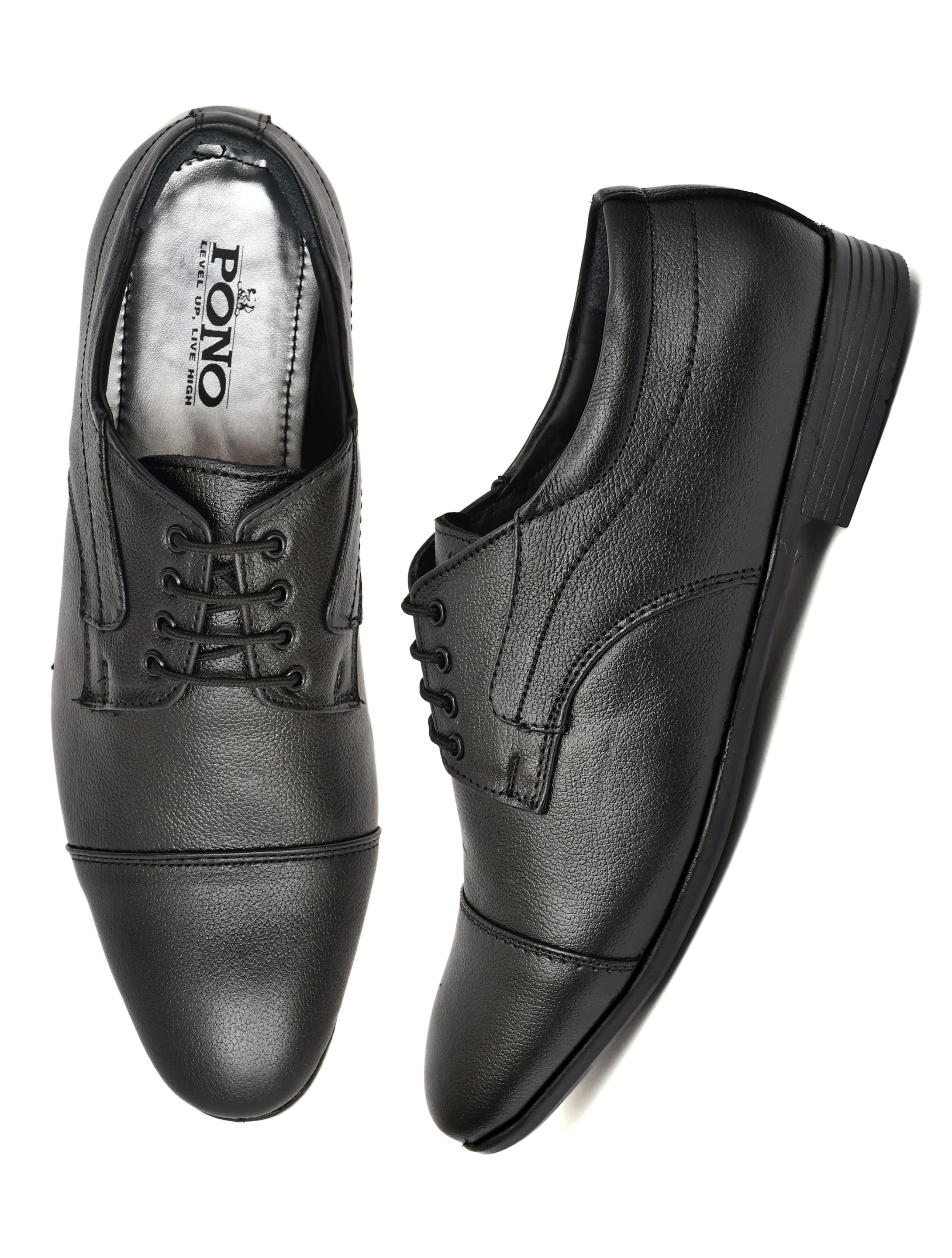 Black cap-toe Derby lace-up with pebble grain leather: